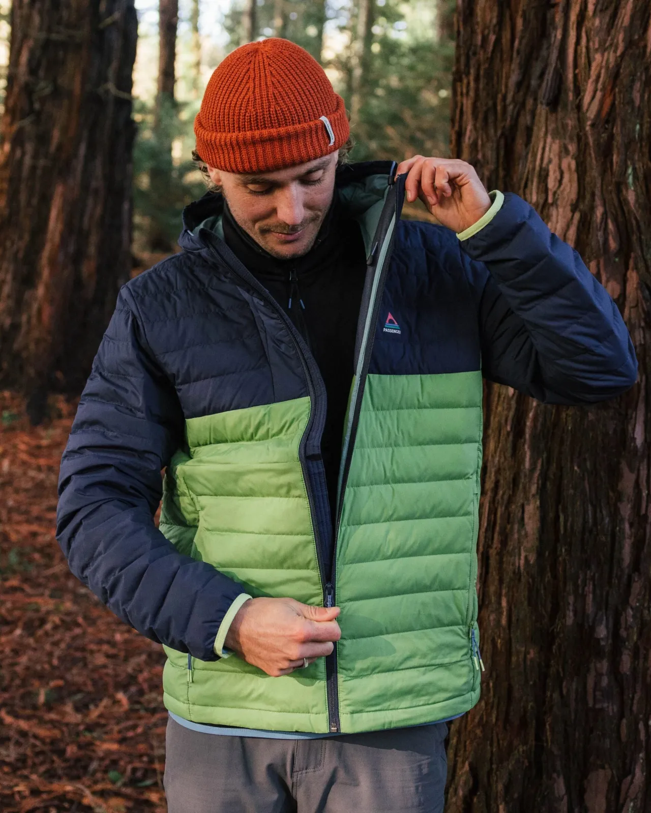 ashland_down_recycelte_jacke__dunkles_marineblaubirnengrn_4.webp New Ashland Down Recycelte Jacke - Dunkles Marineblau/Birnengrün Herren Isoliert | Jacken