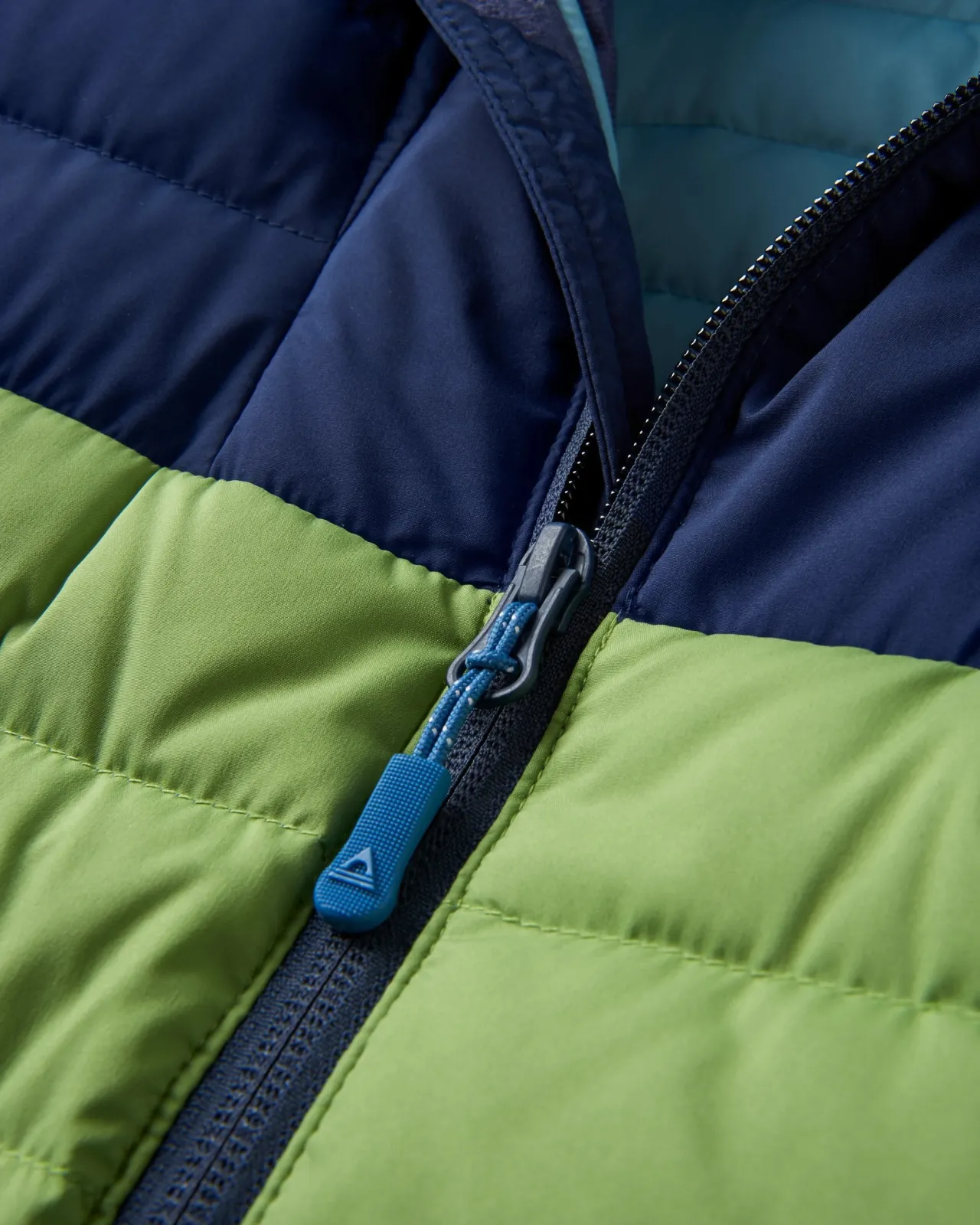 ashland_down_recycelte_jacke__dunkles_marineblaubirnengrn_6.webp New Ashland Down Recycelte Jacke - Dunkles Marineblau/Birnengrün Herren Isoliert | Jacken