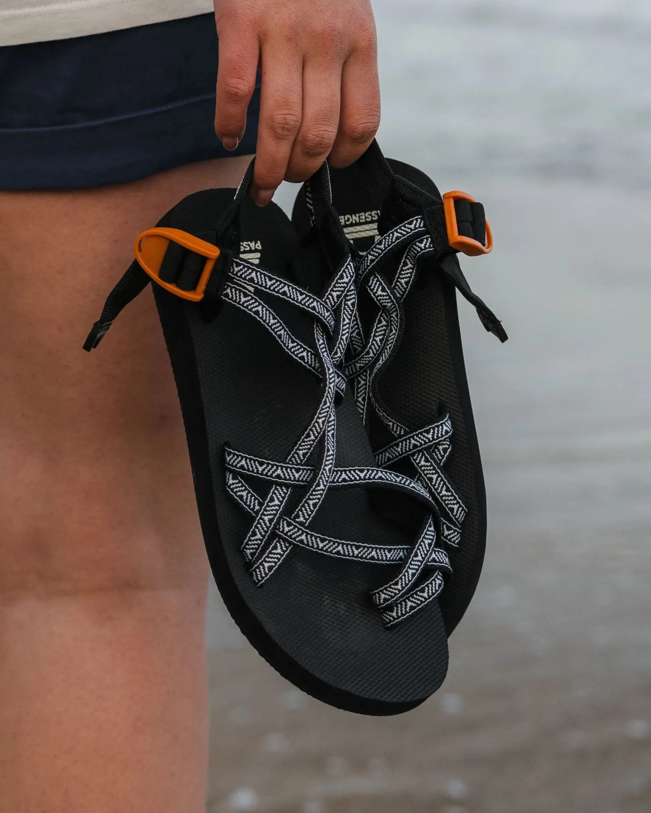 atlas_sandale__pfad_monochrome_3.webp Store Atlas Sandale - Pfad Monochrome Damen Flip Flops & Sandalen