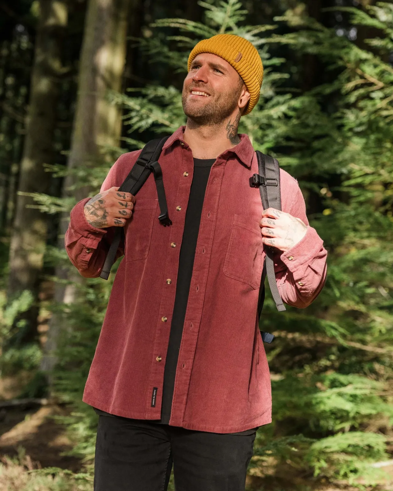 backcountry_cordhemd__zerdrckte_beere_3.webp Online Backcountry Cordhemd - Zerdrückte Beere Herren Hemden