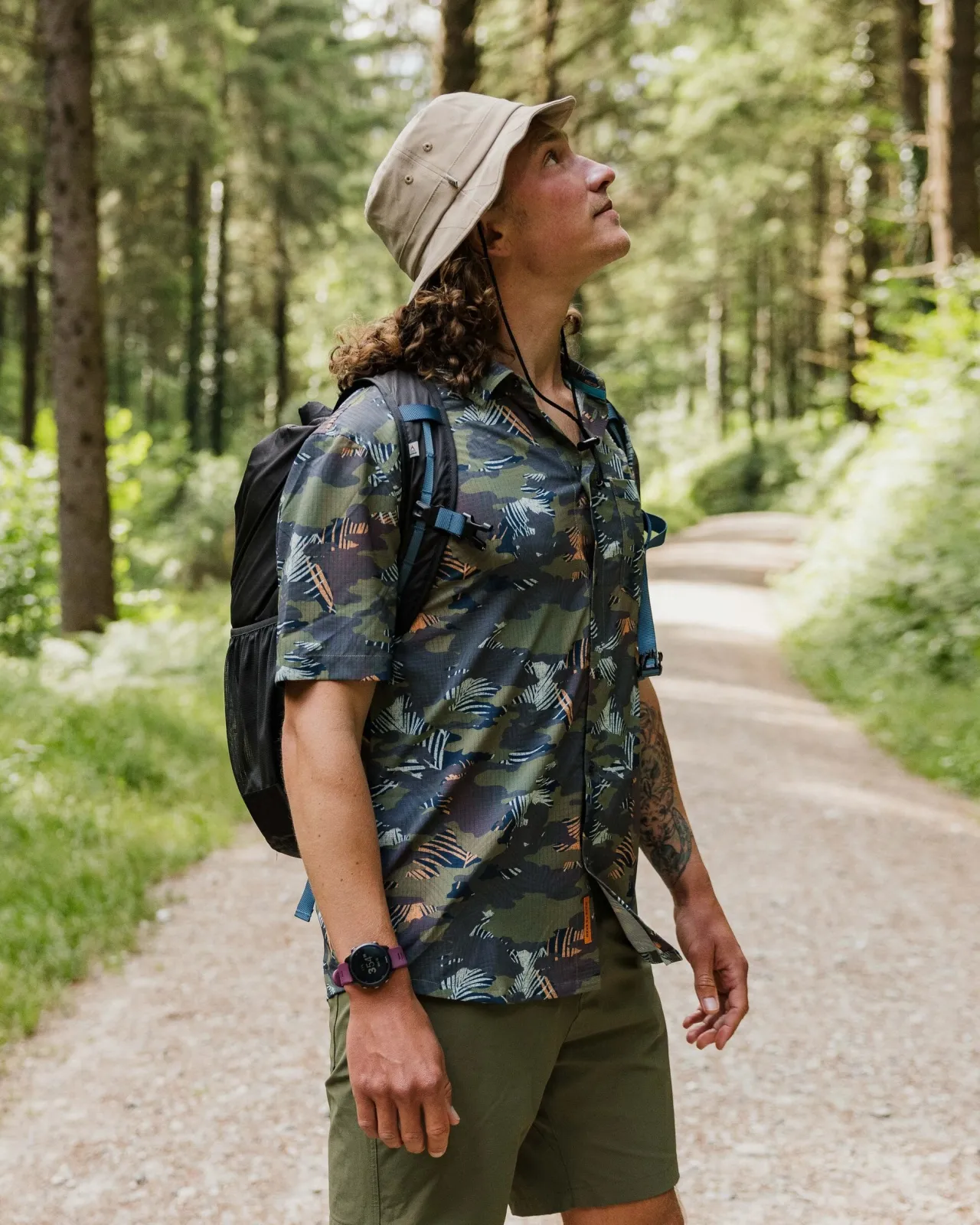 bedrucktes_aktivshirt__palmencamo_apricot_2.webp Cheap 365 Bedrucktes Aktiv-Shirt - Palmen-Camo Apricot Herren Hemden | Oberteile