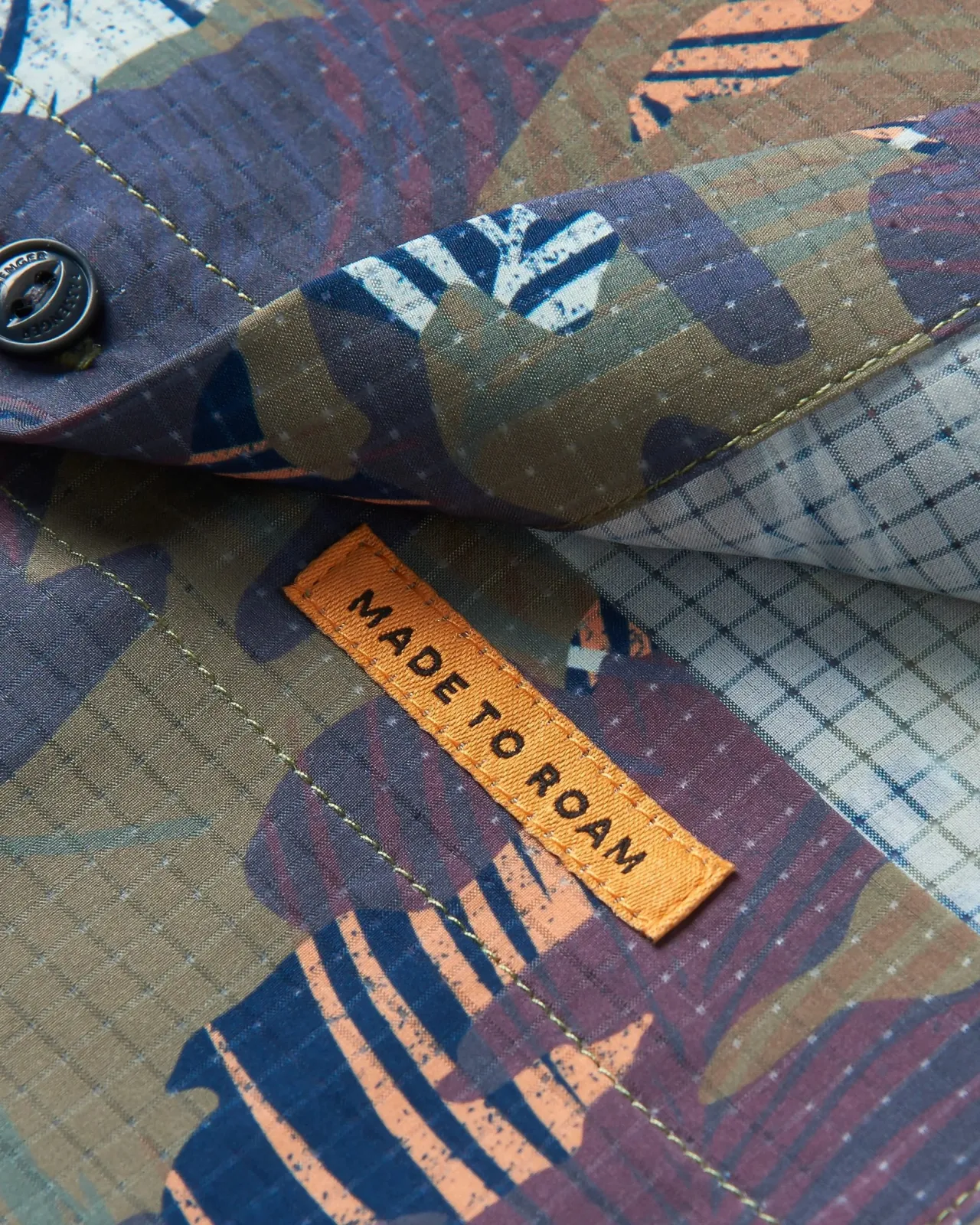 bedrucktes_aktivshirt__palmencamo_apricot_6.webp Cheap 365 Bedrucktes Aktiv-Shirt - Palmen-Camo Apricot Herren Hemden | Oberteile