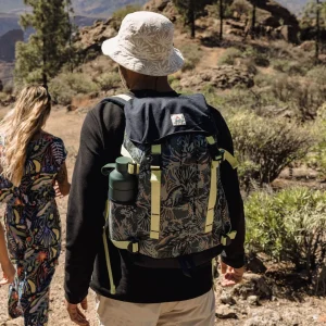 Store Boondocker Recycelter 26L Rucksack - Abstrakte Seealge Pistazie Rucksäcke | Surfzubehör