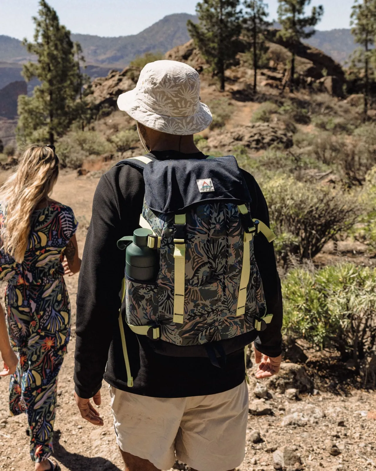 Store Boondocker Recycelter 26L Rucksack - Abstrakte Seealge Pistazie Rucksäcke | Surfzubehör