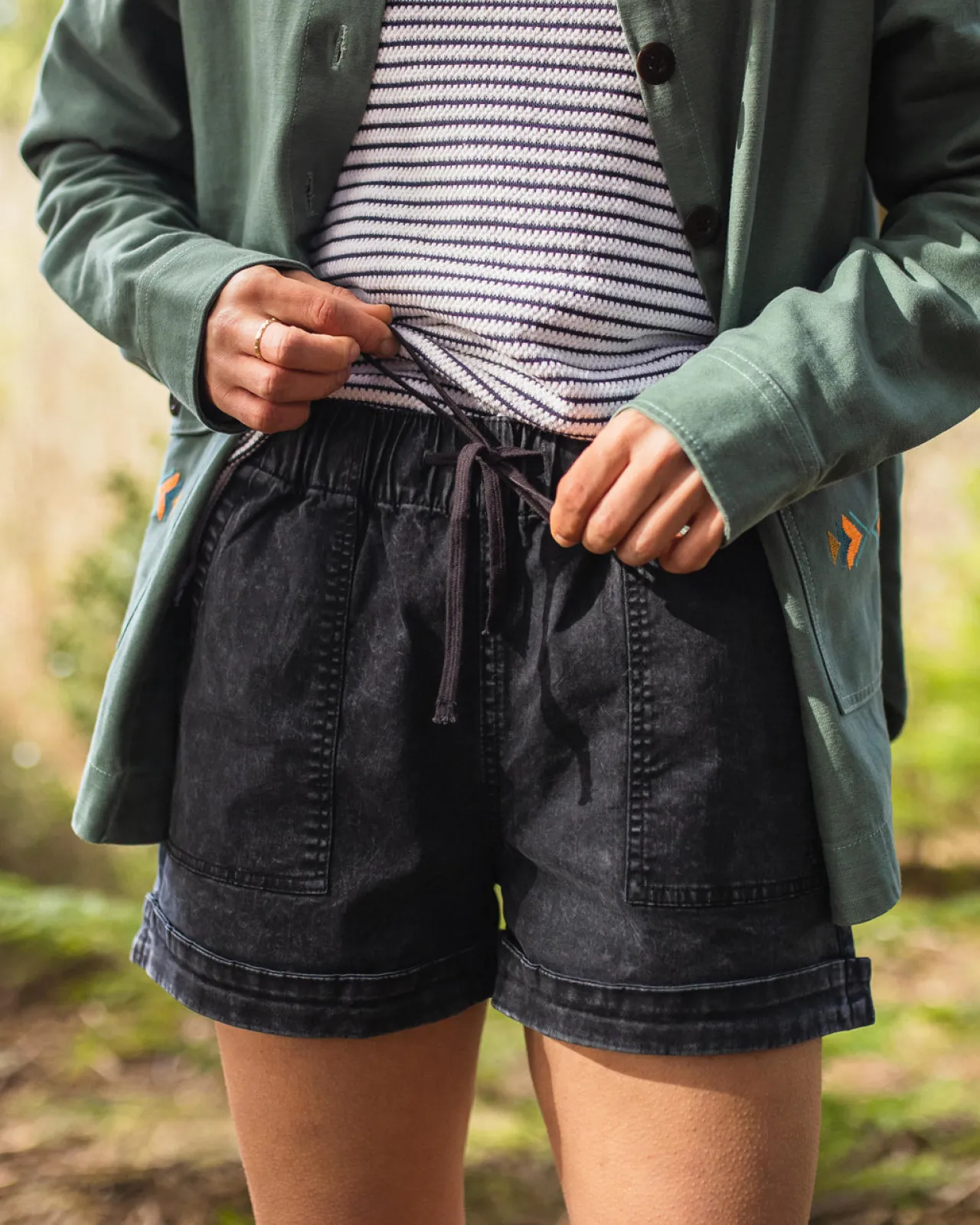 Cheap Carriso Bio-Baumwoll Shorts - Damen Kurze Hosen