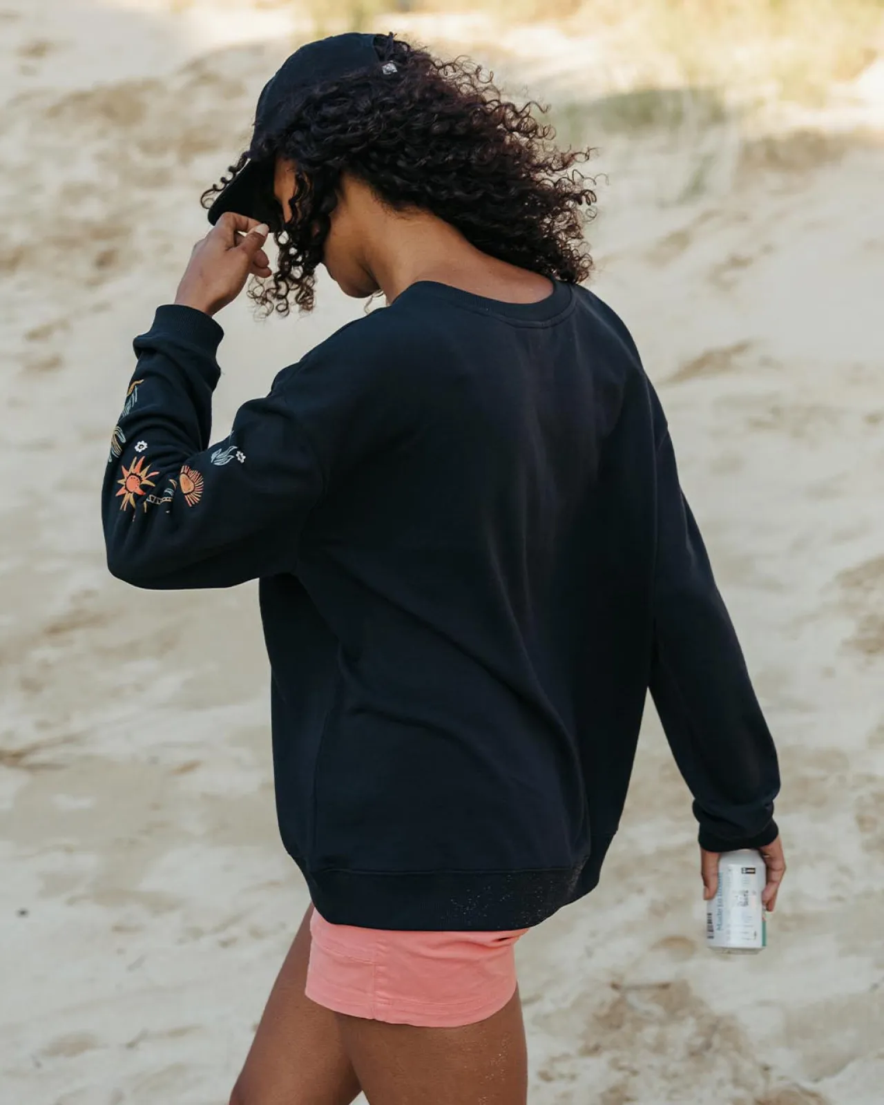 chica_recycelte_baumwolle_oversized_sweatshirt__schwarz_3.webp Hot Chica Recycelte Baumwolle Oversized Sweatshirt - Damen Kapuzenpullover & Sweatshirts