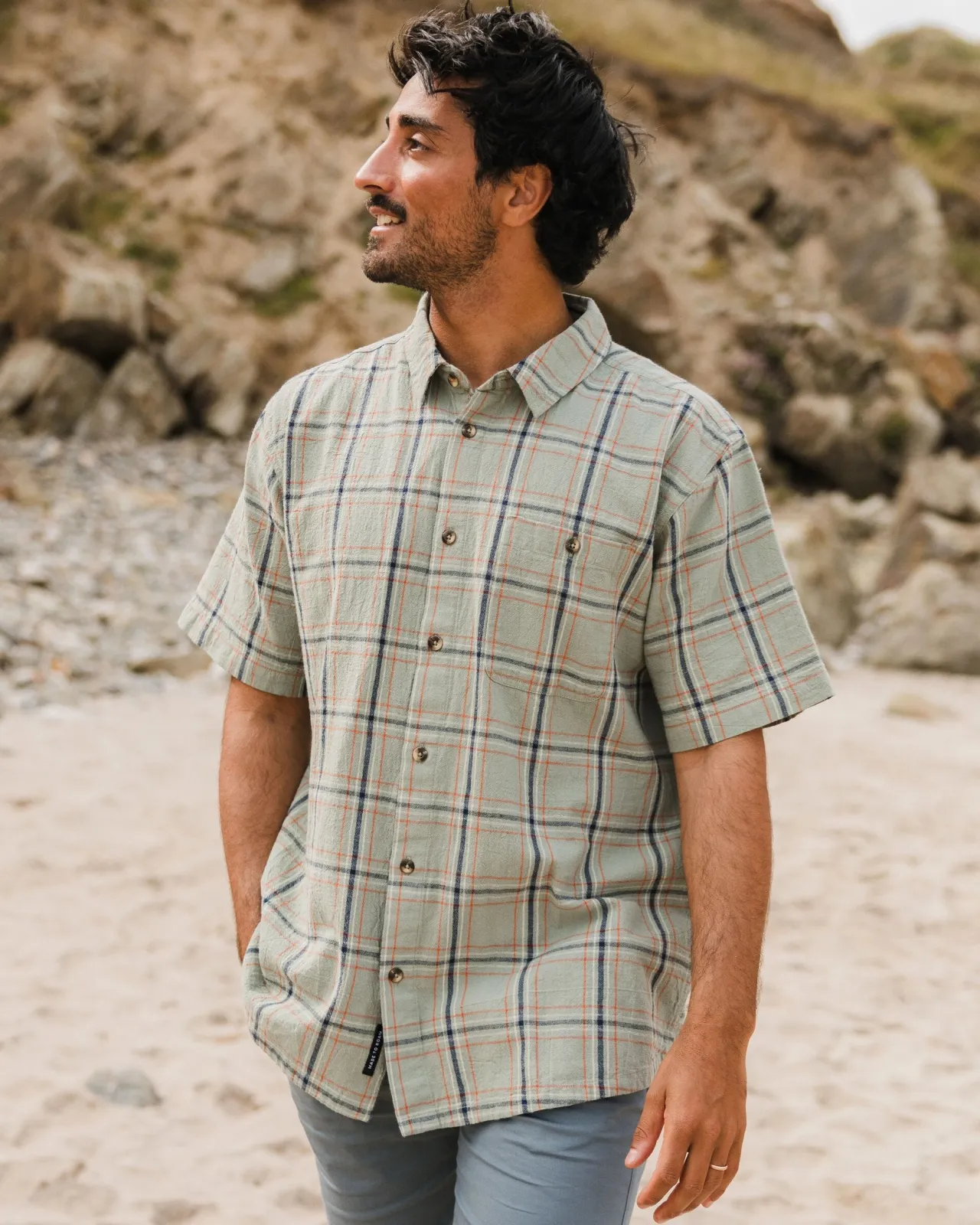 chill_kurzarmhemd__pistazie_3.webp Flash Sale Chill Kurzarmhemd - Herren Hemden