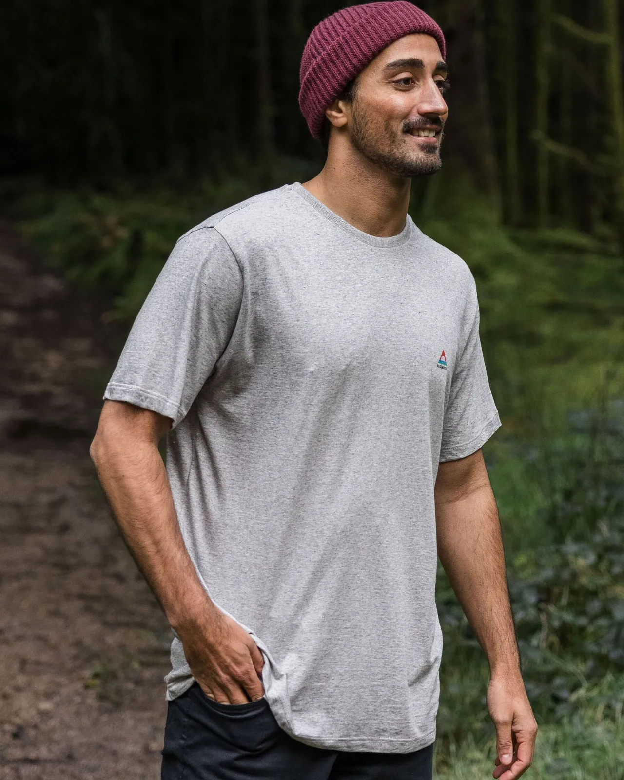 classic_logo_recyceltes_baumwolltshirt__mittelgrau_meliert_3.webp Sale Classic Logo Recyceltes Baumwoll-T-Shirt - Mittelgrau Meliert Herren T-shirts & Tanktops