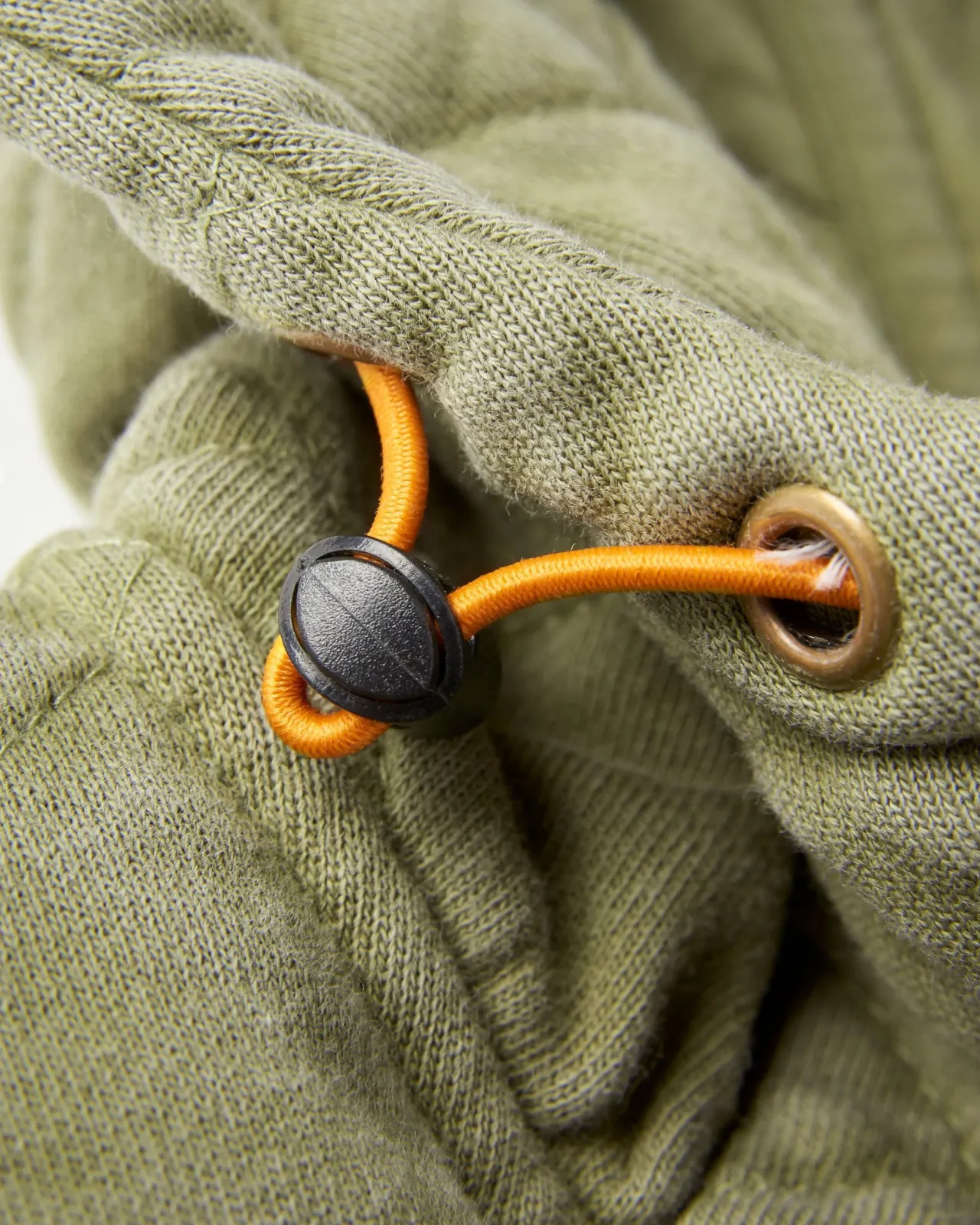 clementine_recyceltes_gestepptes_top__khaki_7.webp Discount Clementine Recyceltes Gestepptes Top - Damen Kapuzenpullover & Sweatshirts