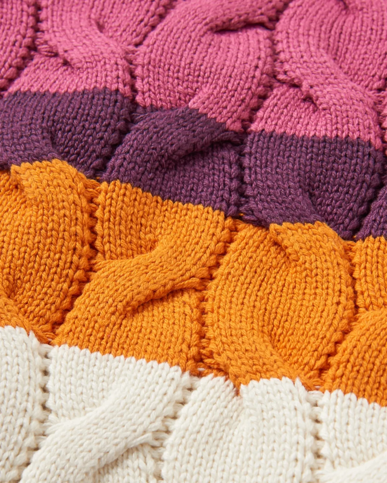comfort_stripe_biogestrickter_pullover__rhabarber_multi_streifen_2.webp Fashion Comfort Stripe Bio-Gestrickter Pullover - Rhabarber Multi Streifen Damen Strickwaren