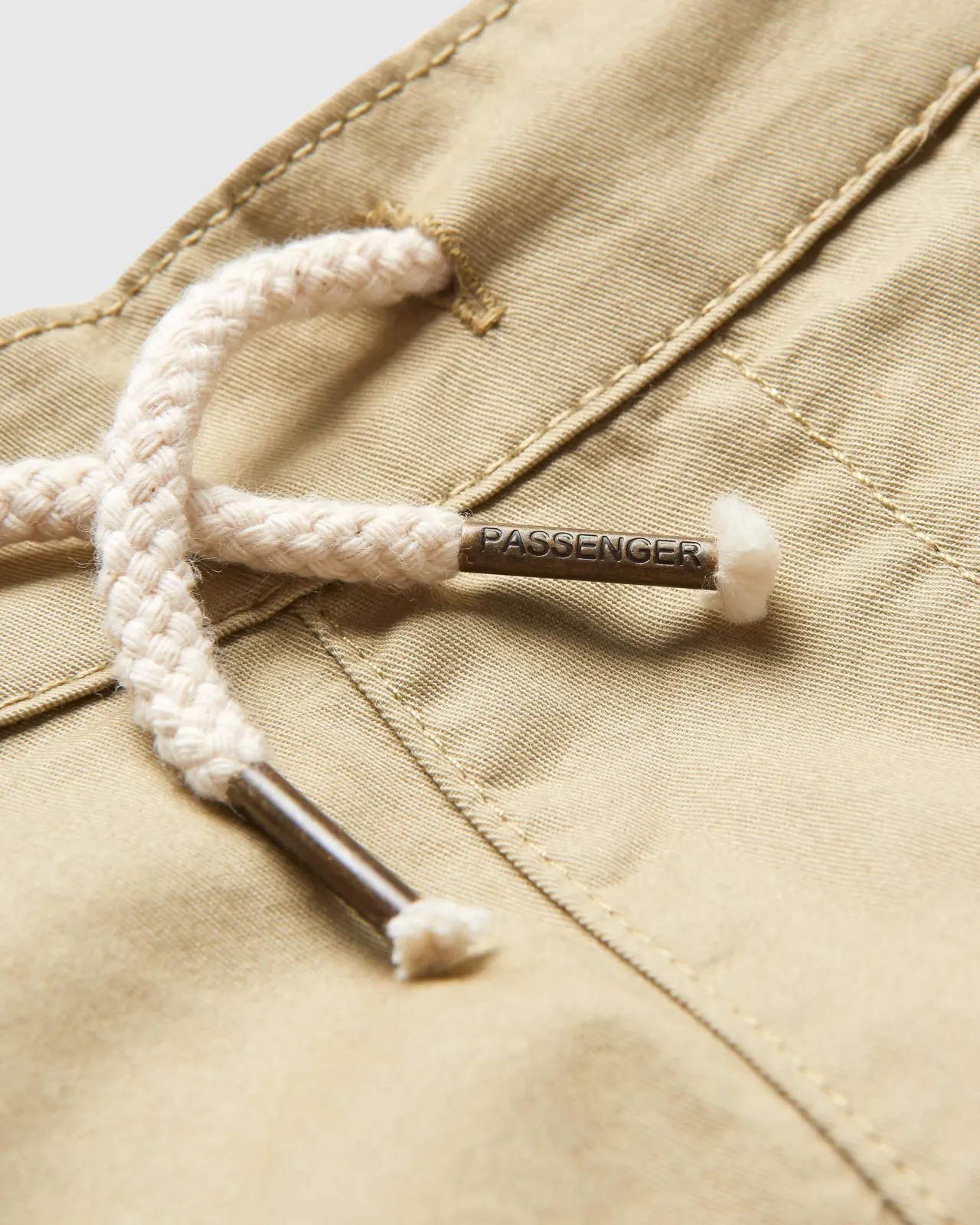 compass_elastische_taillenhose__biskuit_4.webp Fashion Compass elastische Taillenhose - Damen Latzhosen & Hosen