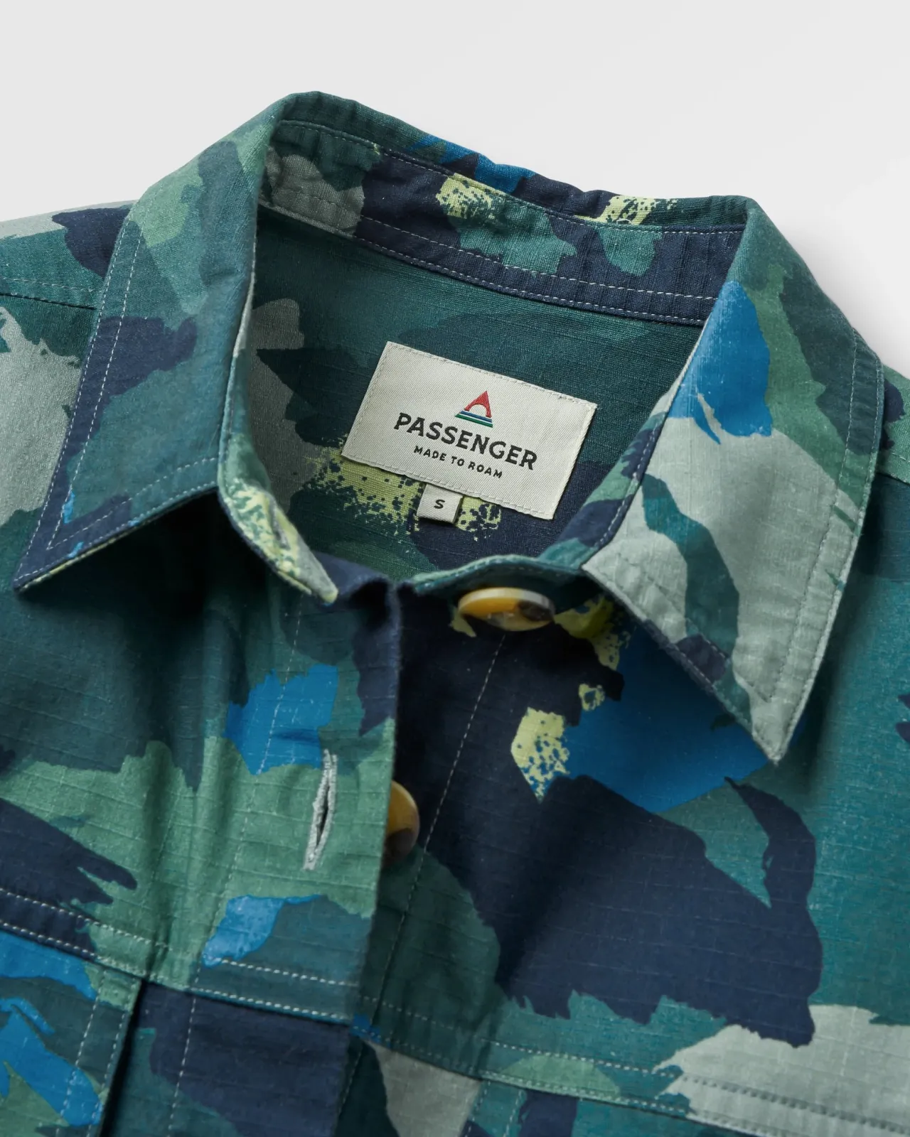 coral_organic_langarmshirt__alpentarnung_regenwald_5.webp New Coral Organic Langarmshirt - Alpen-Tarnung Regenwald Damen Hemden