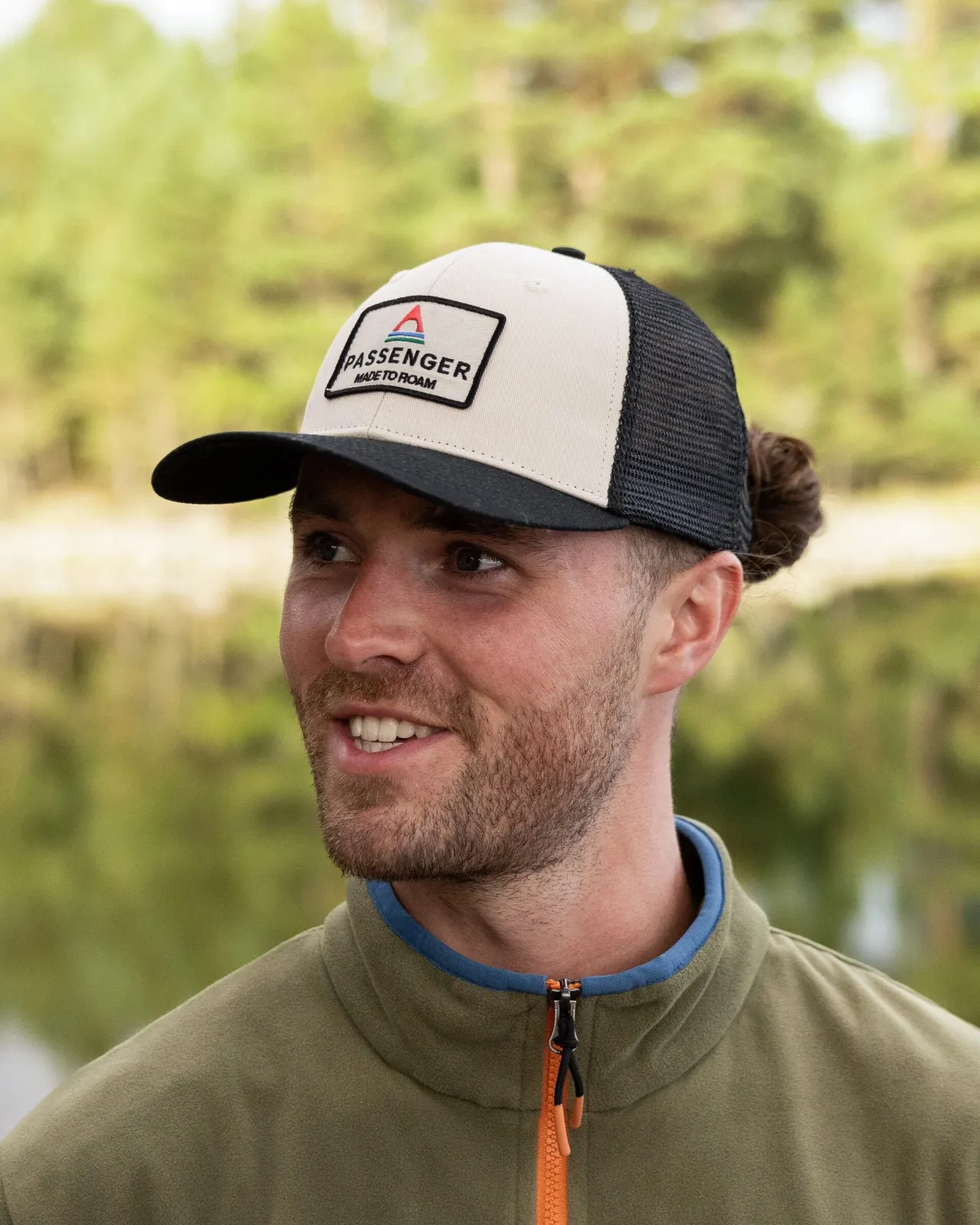 Hot Core recycelte Baumwoll-Trucker-Kappe - Schwarz/Weiß Herren Kappen & Hüte | Kappen & Hüte