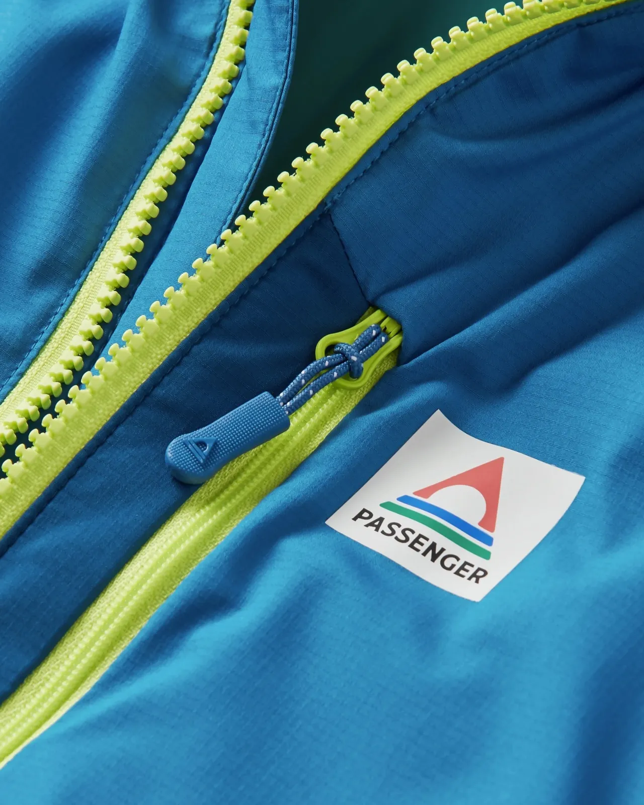 daybreak_leichte_recycelte_thermore_isolierte_jacke__gezeitenblaublaustahlbirke_4.webp Clearance Daybreak Leichte Recycelte Thermore® Isolierte Jacke - Gezeitenblau/Blaustahl/Birke Herren Isoliert | Jacken