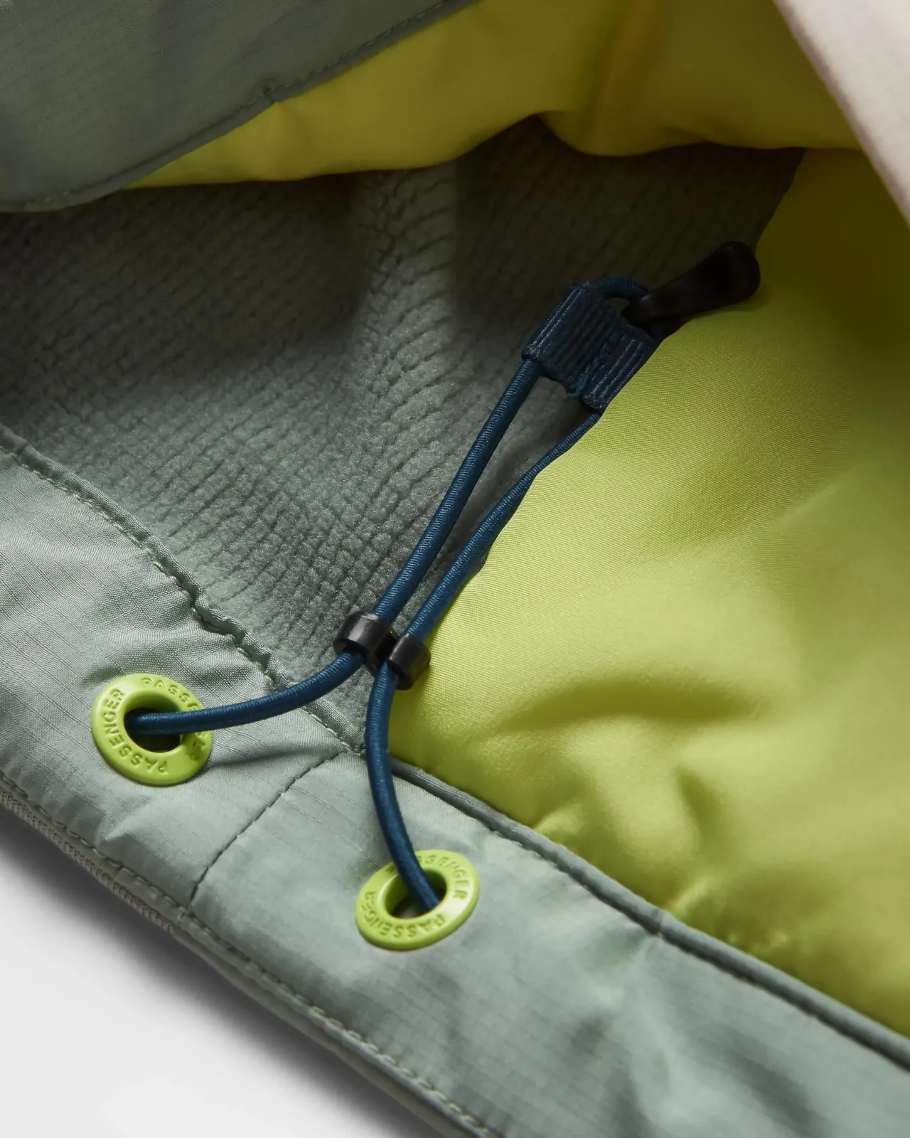 daybreak_light_recycelte_thermore_isolierte_jacke__pistazieblaustahl_6.webp Online Daybreak Light Recycelte Thermore® Isolierte Jacke - Pistazie/Blaustahl Herren Isoliert | Jacken