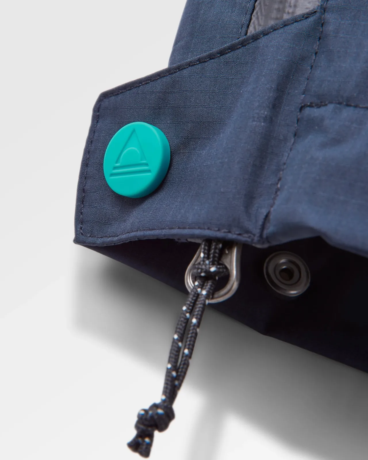 droplet_wasserdichte_recycelte_hose__tiefes_marineblau_7.webp Online Droplet wasserdichte recycelte Hose - Tiefes Marineblau Herren Hosen | Hosen