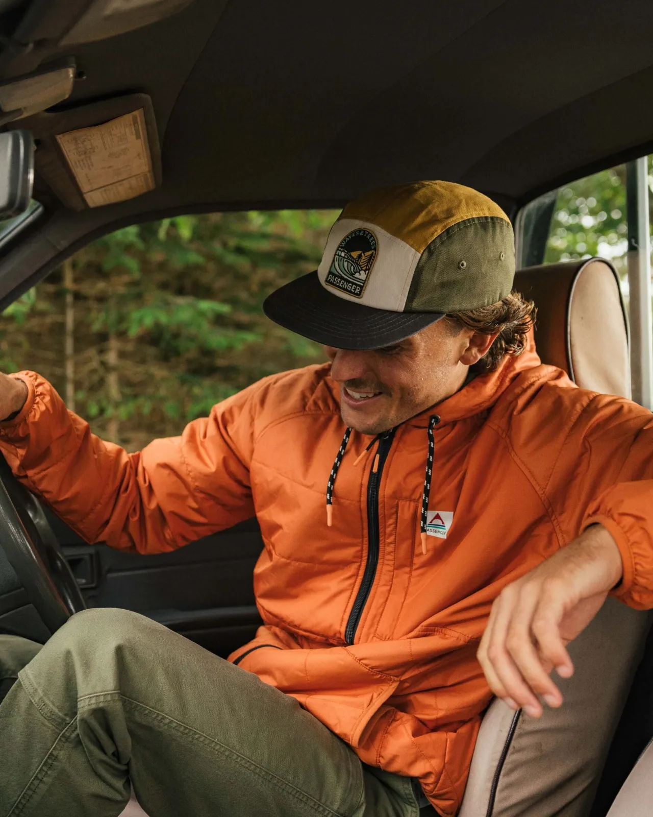 dylan_recycelte_isolierte_jacke_mit_reiverschluss__gebranntes_orange_3.webp Shop Dylan Recycelte Isolierte Jacke mit Reißverschluss - Gebranntes Orange Herren Isoliert