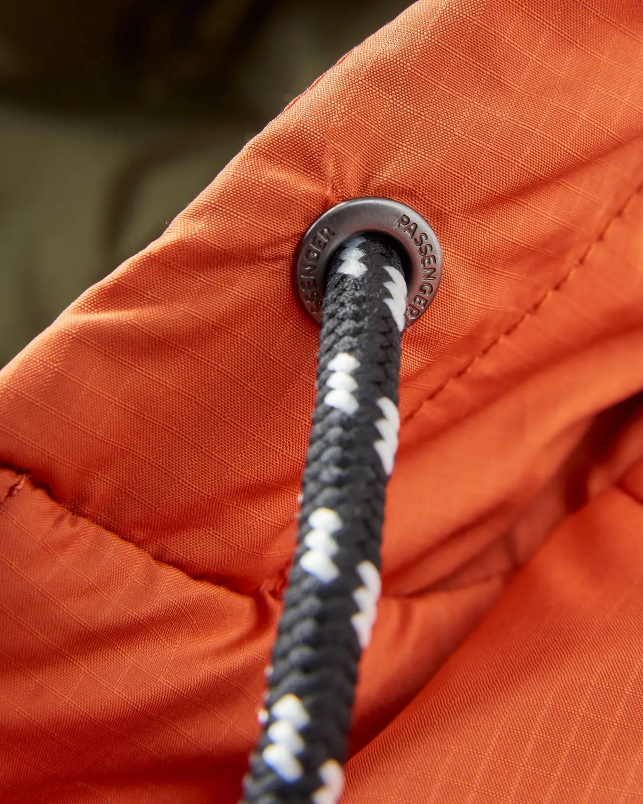 dylan_recycelte_isolierte_jacke_mit_reiverschluss__gebranntes_orange_8.webp Shop Dylan Recycelte Isolierte Jacke mit Reißverschluss - Gebranntes Orange Herren Isoliert