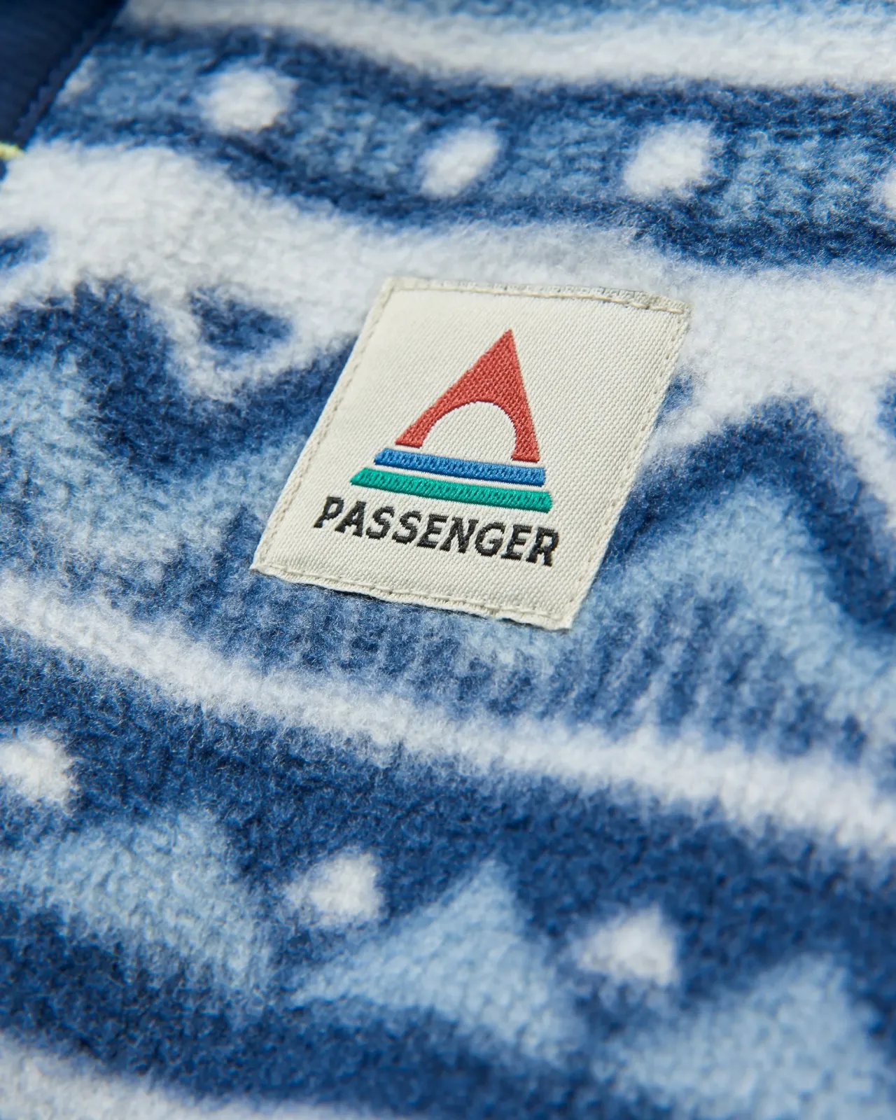ebb_recyceltes_polarfleece__berg_geo_grau_blau_6.webp Sale Ebb Recyceltes Polarfleece - Berg Geo Grau Blau Herren Fleece | Fleece