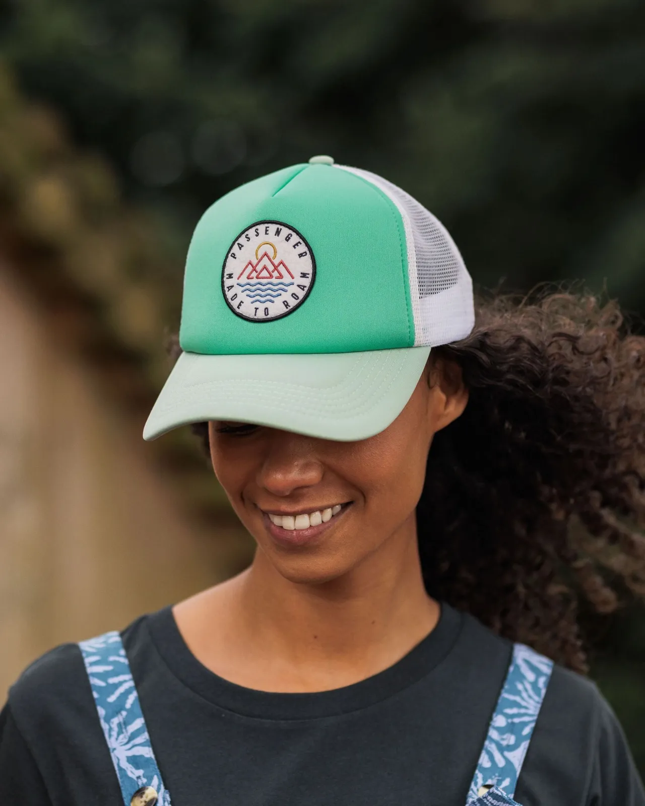 Discount Escapism Trucker Cap - Grüne Feige Herren Kappen & Hüte