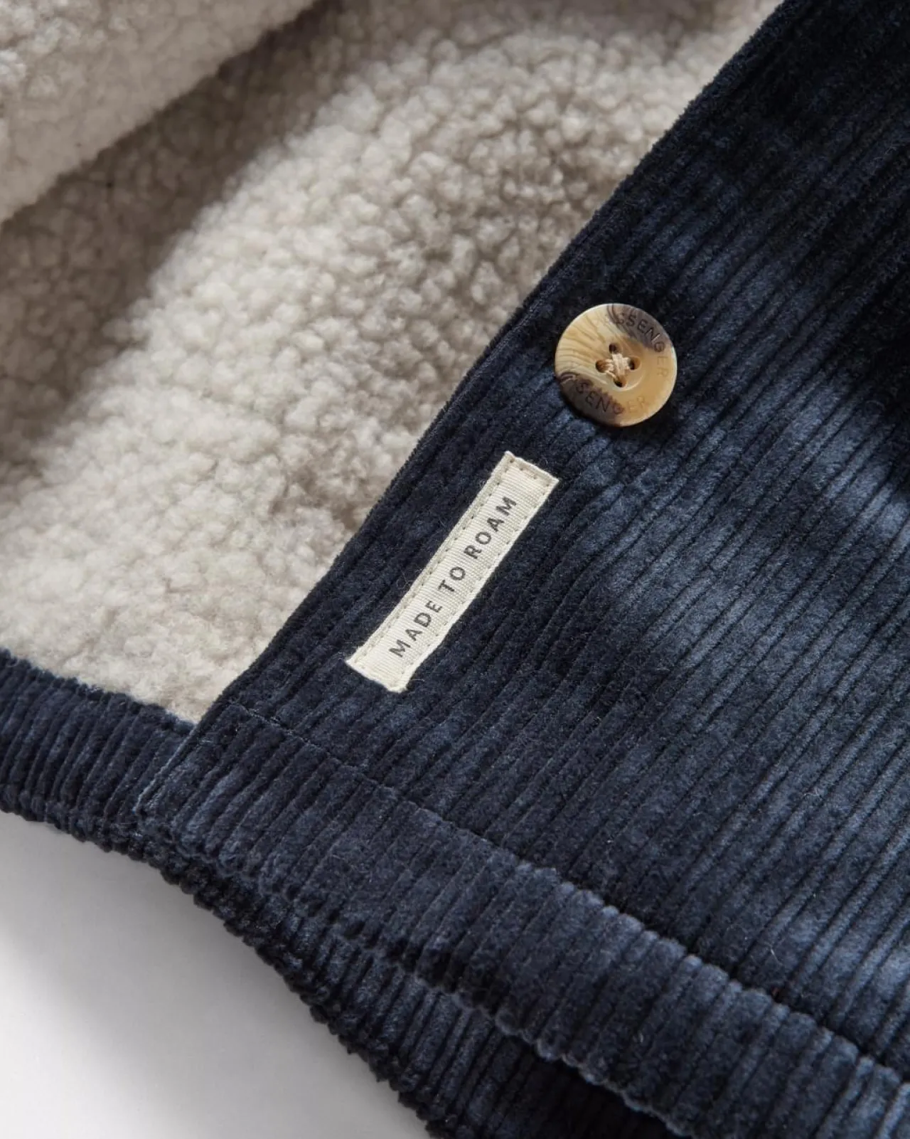 flint_cordovershirt__tiefes_marineblau_7.webp Clearance Flint Cord-Overshirt - Tiefes Marineblau Damen Hemden | Hemdjacken