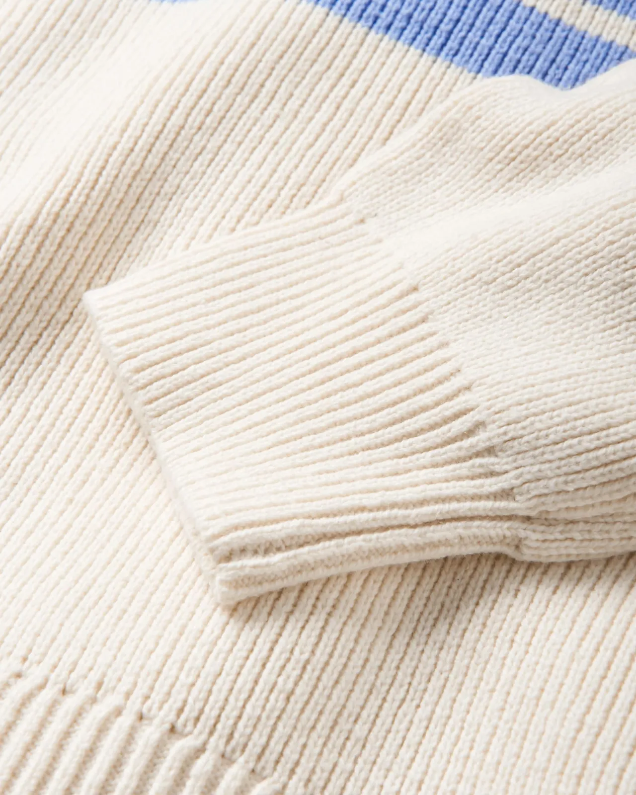 grasslands_biobaumwolle_gestrickter_pullover_oversized__eichel_3.webp Flash Sale Grasslands Bio-Baumwolle Gestrickter Pullover Oversized - Damen Strickwaren