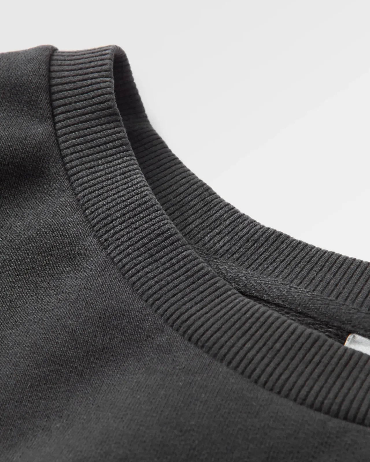 heritage_recycelte_baumwollsweatshirt_oversized___schwarz_2.webp Shop Heritage recycelte Baumwoll-Sweatshirt Oversized - Damen Kapuzenpullover & Sweatshirts
