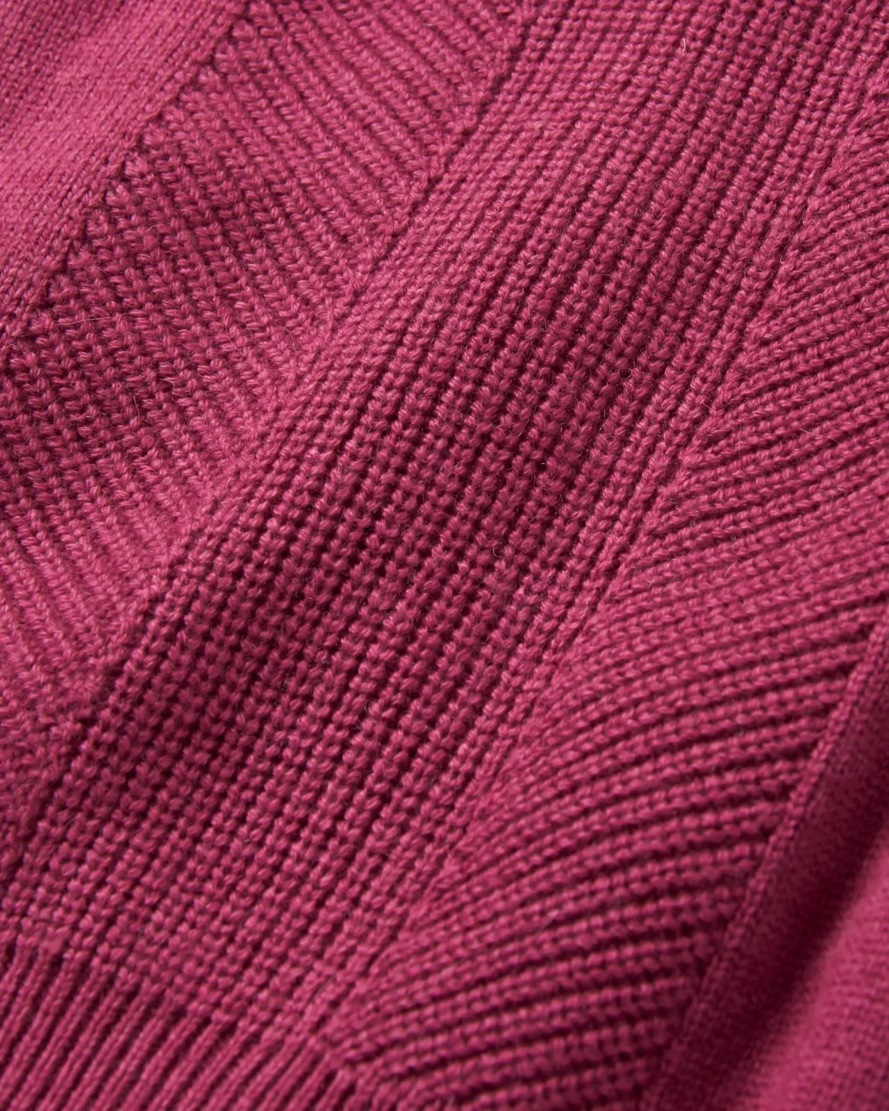 hideout_bergroer_biostrickpullover__rhabarber_5.webp Sale Hideout Übergroßer Bio-Strickpullover - Damen Strickwaren