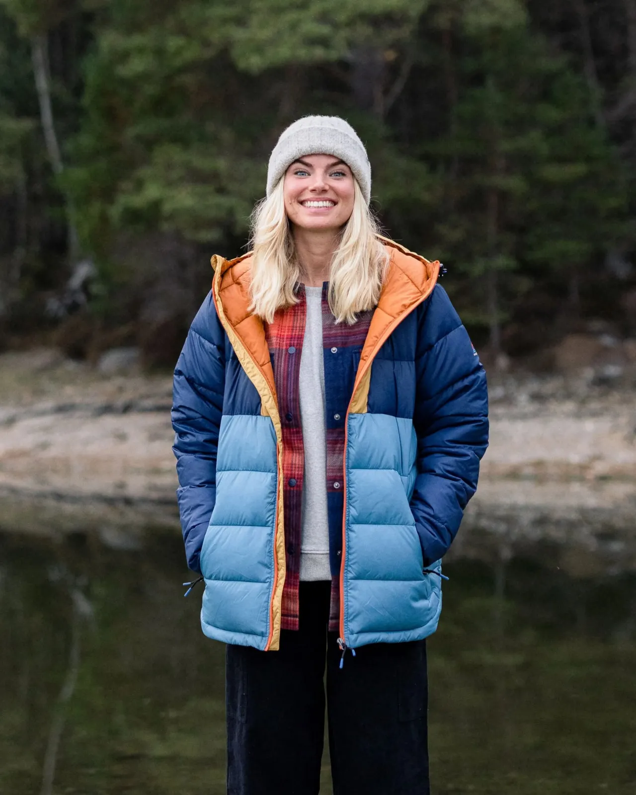 kai_recycelte_isolierjacke__tiefes_marineblau_2.webp Cheap Kai Recycelte Isolierjacke - Tiefes Marineblau Damen Isoliert