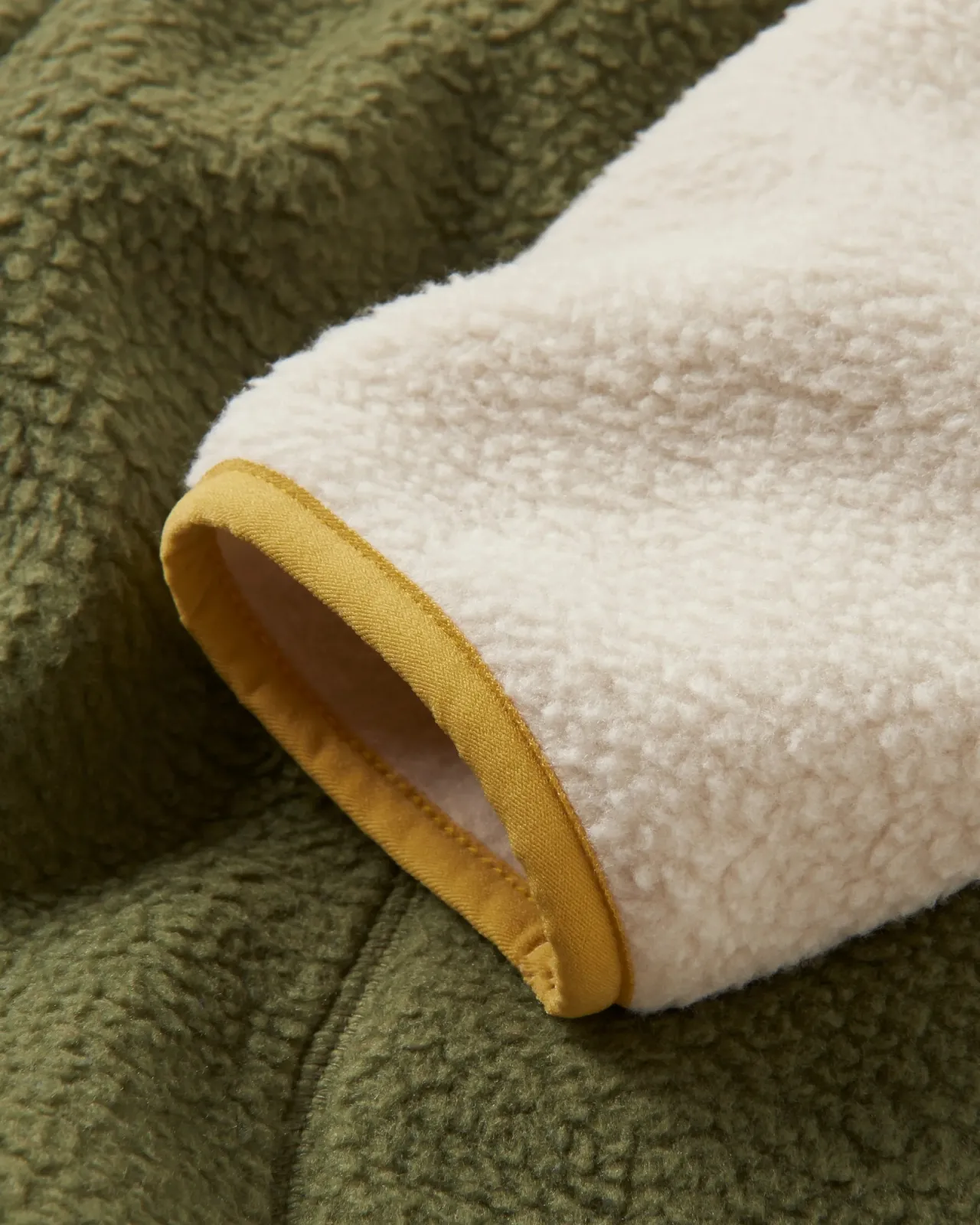 maine__zip_recyceltes_sherpa_fleece__khaki_3.webp Flash Sale Maine 1/2 Zip Recyceltes Sherpa Fleece - Khaki Damen Surf-ponchos | Surfzubehör