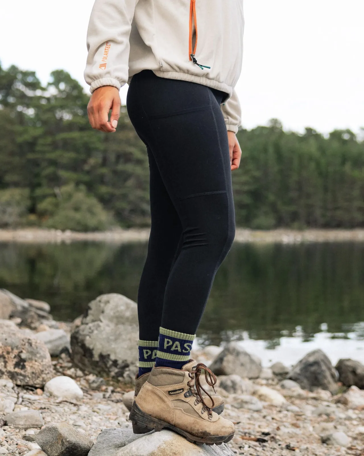 mantra_recycelte_leggings__schwarz_3.webp Clearance Mantra Recycelte Leggings - Damen Leggings | Latzhosen & Hosen