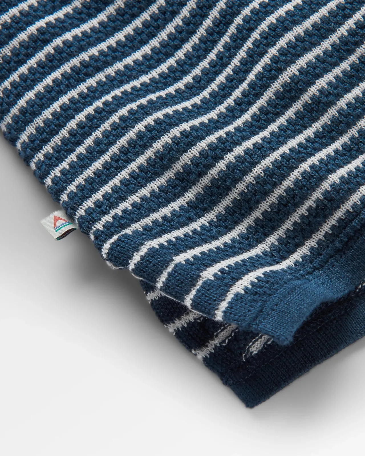 muir_biostrickpullover__dunkler_denim_3.webp Cheap Muir Bio-Strickpullover - Dunkler Denim Damen Strickwaren