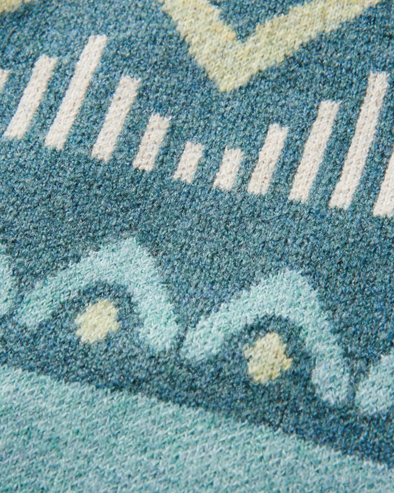 nettle_recycelter_gestrickter_pullover__arktis_6.webp Best Nettle Recycelter Gestrickter Pullover - Damen Strickwaren