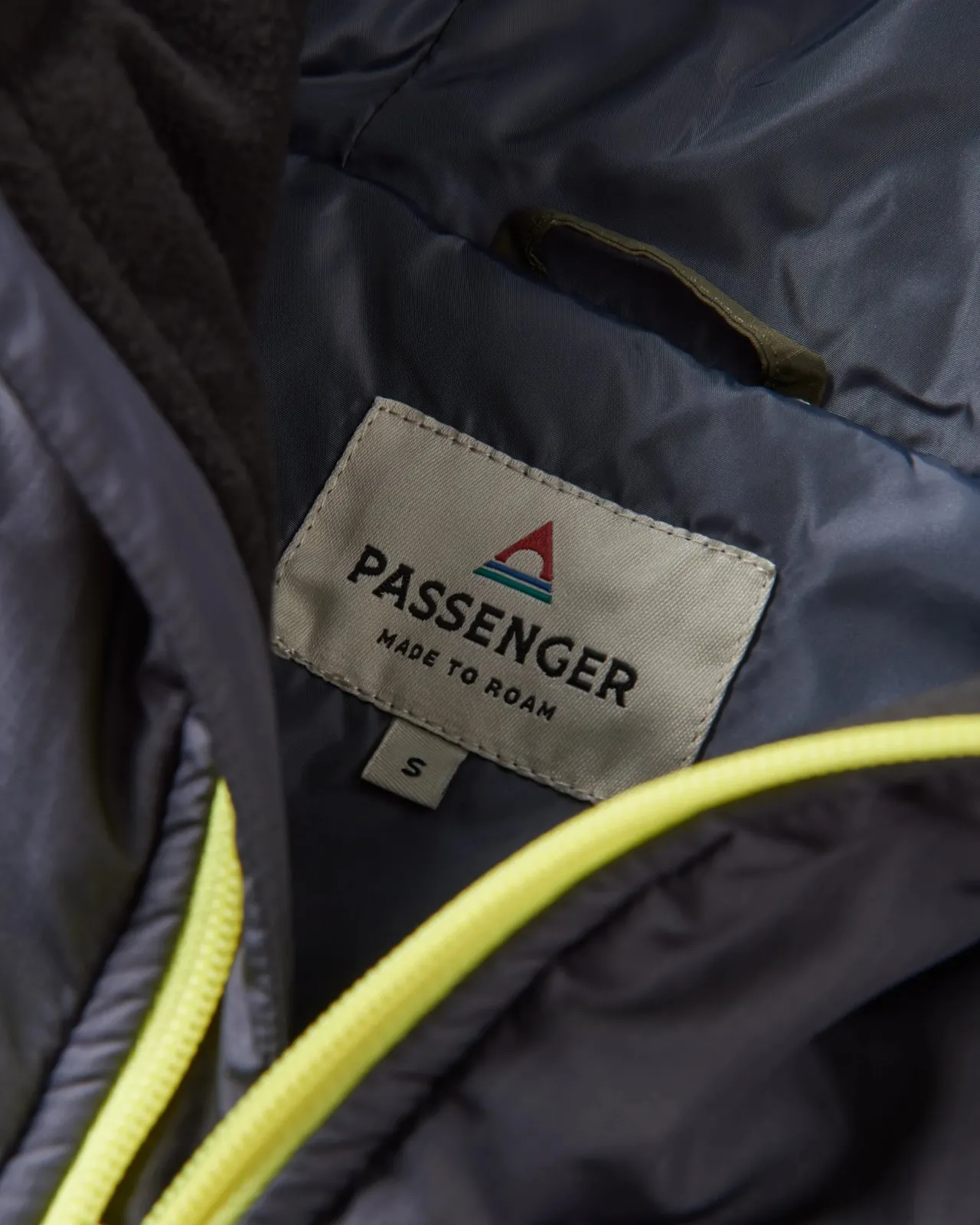 ocean_recycelte_isolierte__zip_jacke__staubige_olive_3.webp Hot Ocean recycelte isolierte 1/2 Zip Jacke - Staubige Olive Damen Isoliert