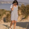 Hot Olive übergroßes T-Shirt-Kleid aus recycelter Baumwolle - Marine Streifen Damen Kleider & Röcke
