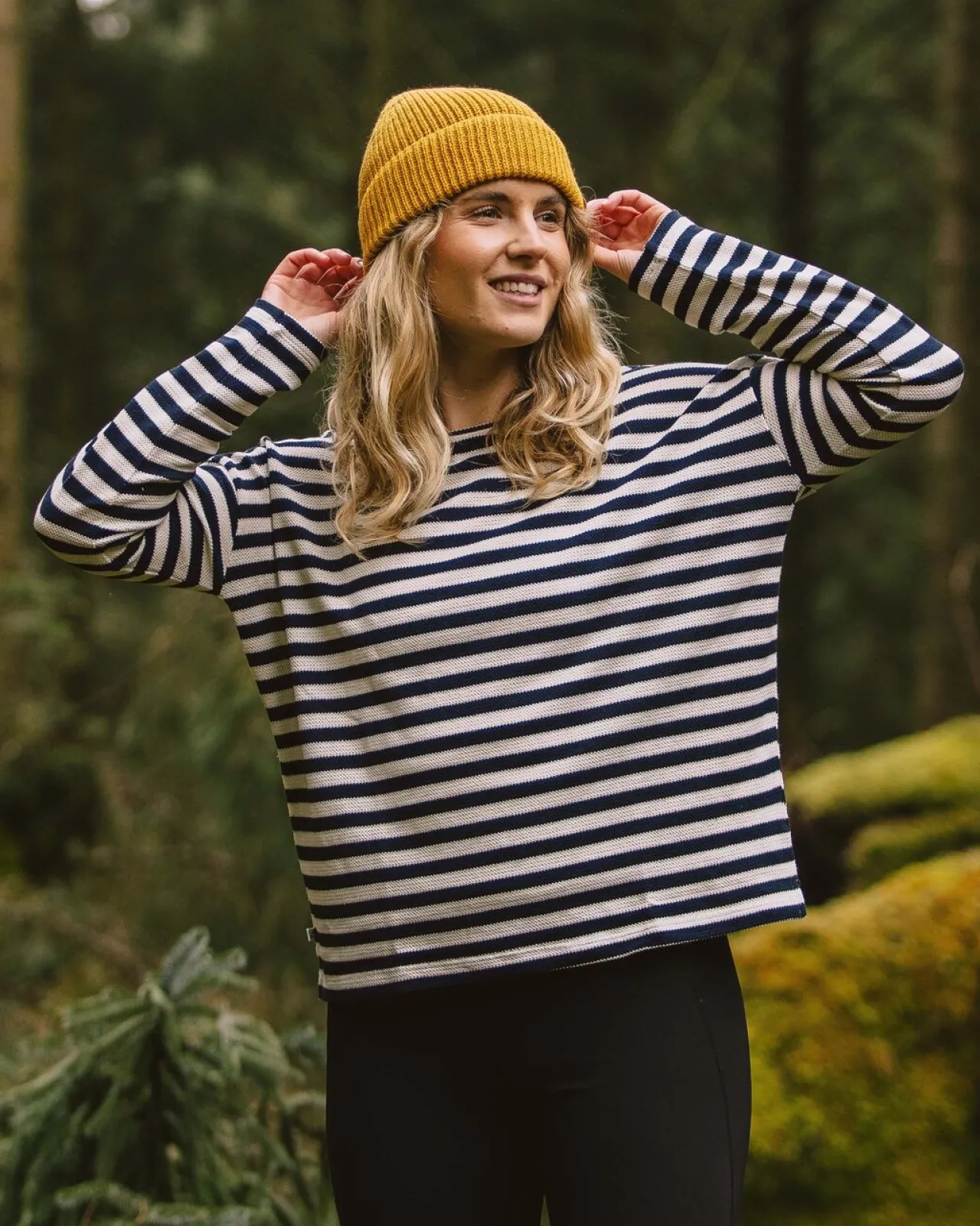 panorama_gestreiftes_langarmshirt__tiefes_marineblau_2.webp Hot Panorama Gestreiftes Langarmshirt - Tiefes Marineblau Damen Oberteile & T-shirts