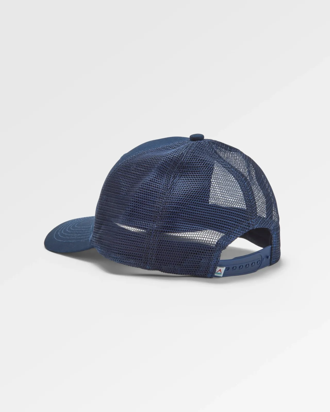 passenger_recycelte_baumwolltruckerkappe__tiefes_marineblau_3.webp Fashion recycelte Baumwoll-Trucker-Kappe - Tiefes Marineblau Herren Kappen & Hüte | Kappen & Hüte