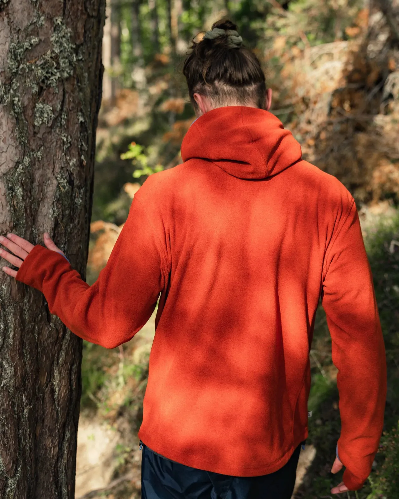 pinegrove_recyceltes_polartec_fleece_hoodie__roter_ocker_2.webp Discount Pinegrove recyceltes Polartec® Fleece Hoodie - Roter Ocker Herren Kapuzenpullover & Sweatshirts | Oberteile