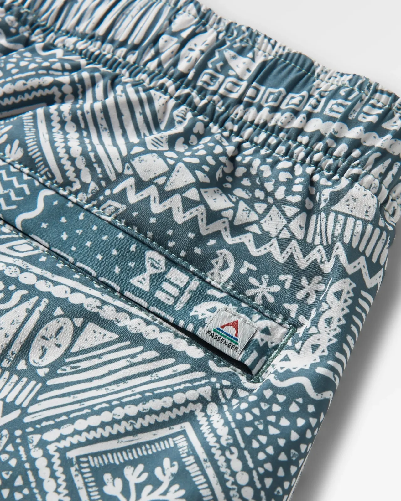 porto_recycelte_allzweckbadehose__vintage_patchwork_dunkler_wald_8.webp Outlet Porto recycelte Allzweck-Badehose - Vintage Patchwork Dunkler Wald Herren Kurze Hosen