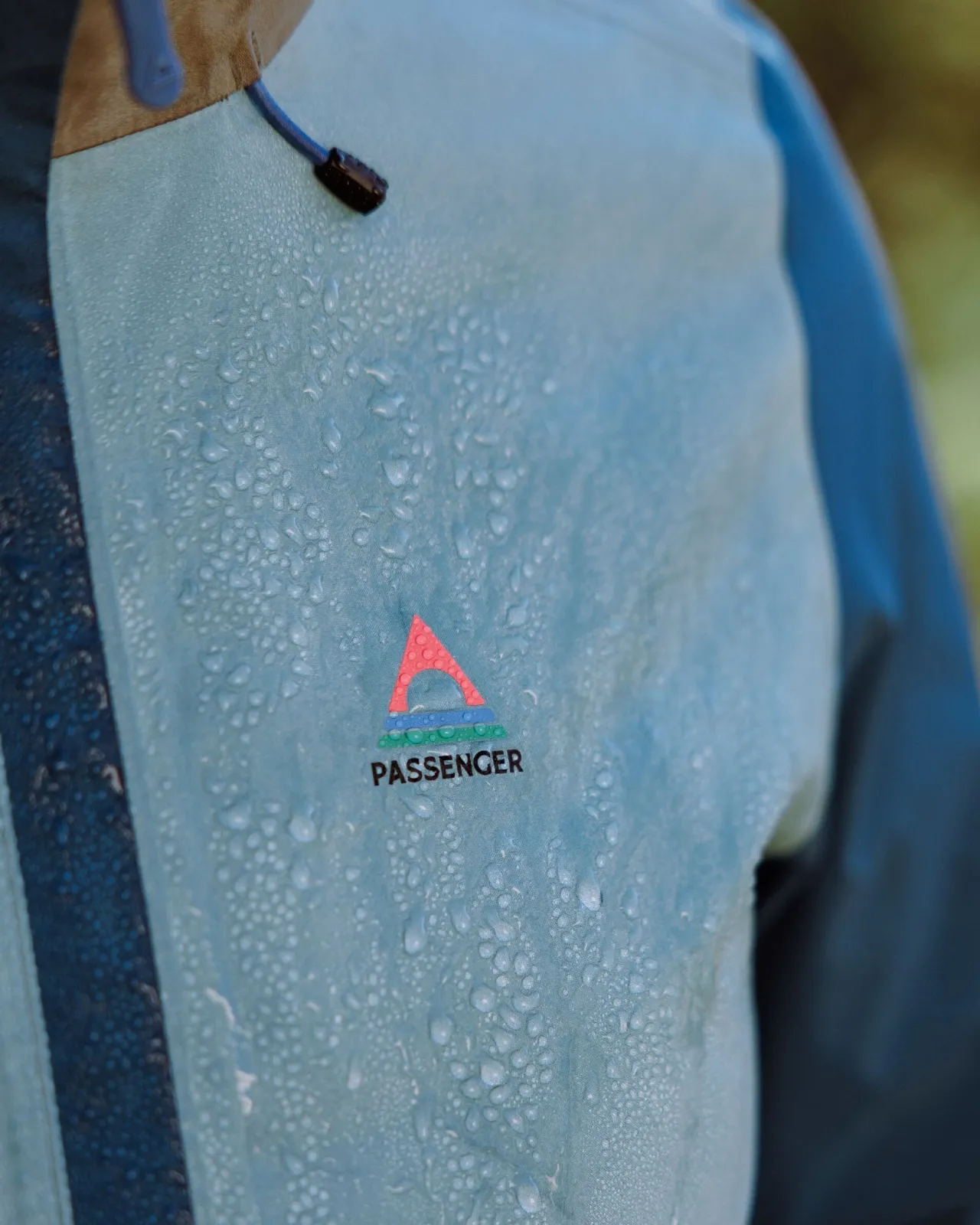 rainstorm_recycelte_wasserdichte_jacke__gezeitenblauarktisstaubige_olive_3.webp Cheap Rainstorm recycelte wasserdichte Jacke - Gezeitenblau/Arktis/Staubige Olive Damen Wasserdicht | Oberteile