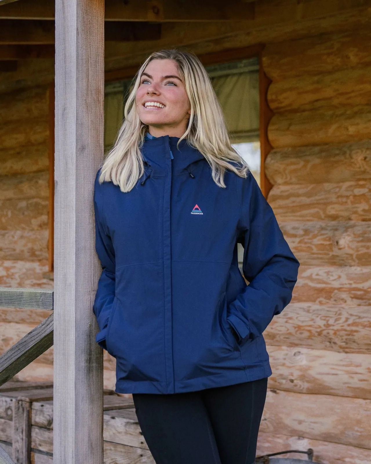 Sale Rainstorm recycelte wasserdichte Jacke - Tiefes Marineblau Damen Wasserdicht | Oberteile