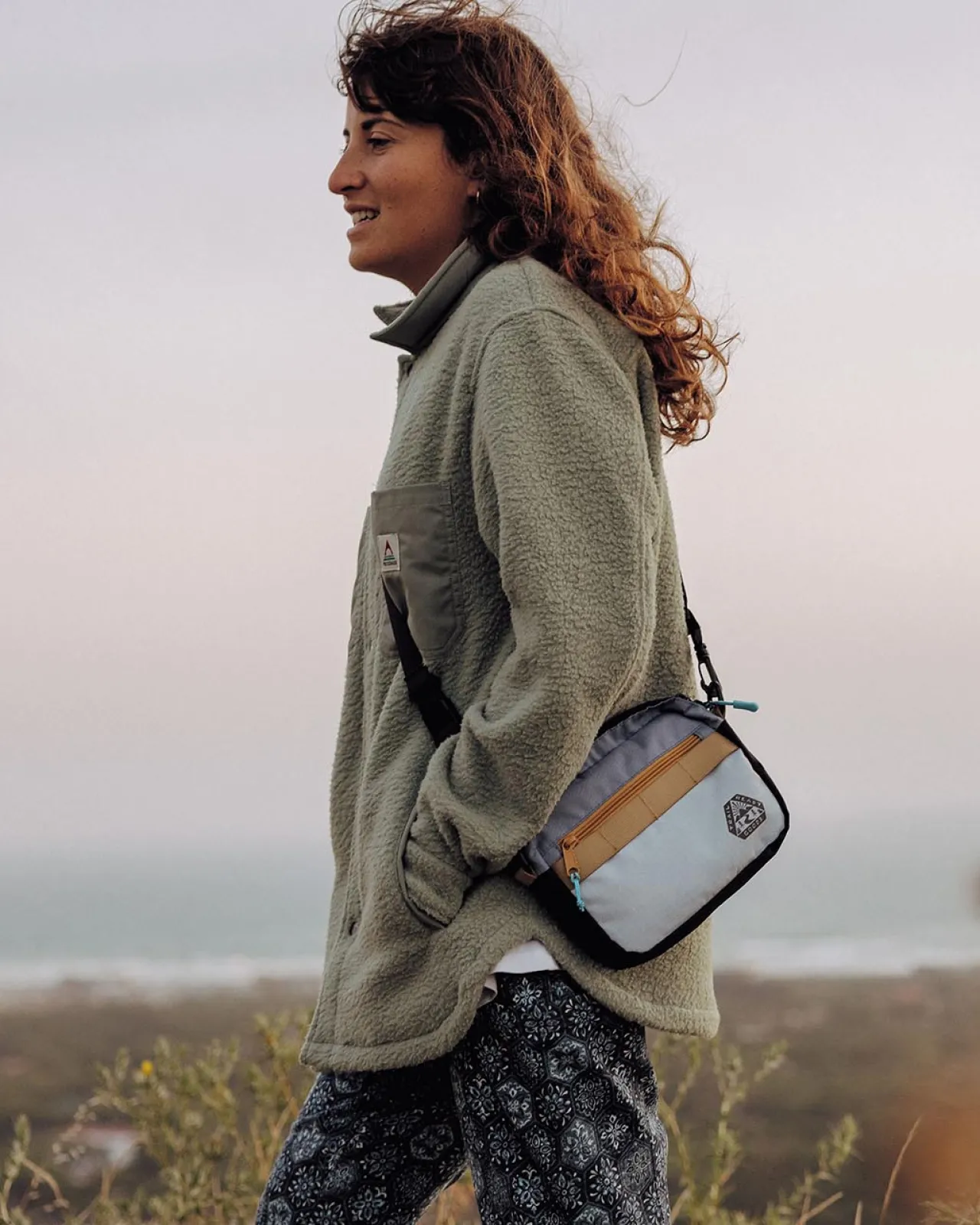 rappel_recyceltes_sherpa_oversized_hemd__pistazie_5.webp Sale Rappel Recyceltes Sherpa Oversized Hemd - Damen Hemden | Fleece