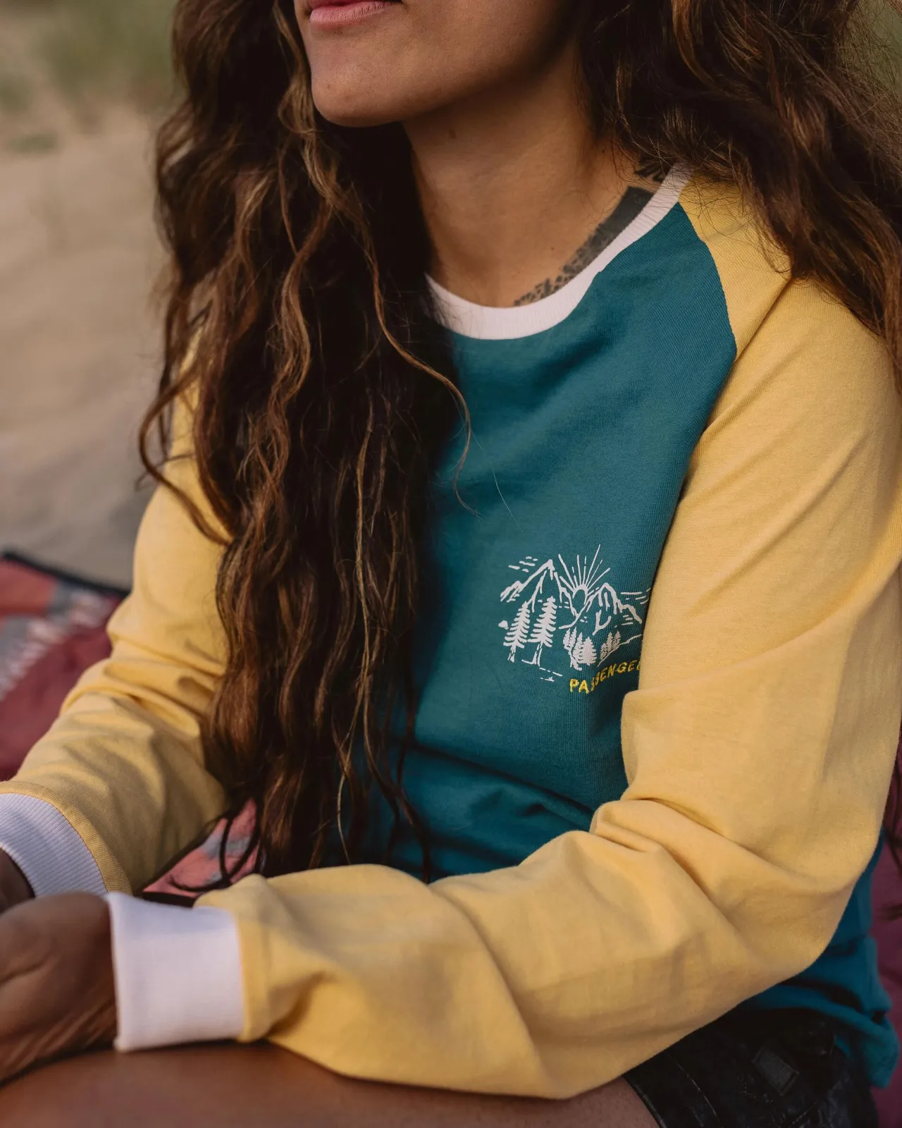 riser__recyceltes_baumwolllangarmshirt__blaue_koralle_2.webp Online Riser 2.0 recyceltes Baumwoll-Langarmshirt - Blaue Koralle Damen Oberteile & T-shirts