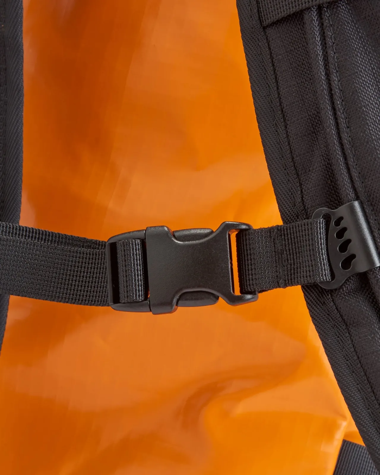 roamer_recycelte_l_reisetasche__sonnenaufgang_orange_7.webp Clearance Roamer Recycelte 40L Reisetasche - Sonnenaufgang Orange Reisetaschen | Rucksäcke & Taschen