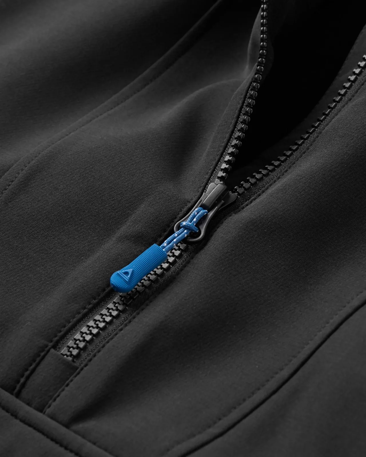 roamer_recycelte_softshelljacke__schwarz_5.webp Hot Roamer Recycelte Softshelljacke - Herren Jacken
