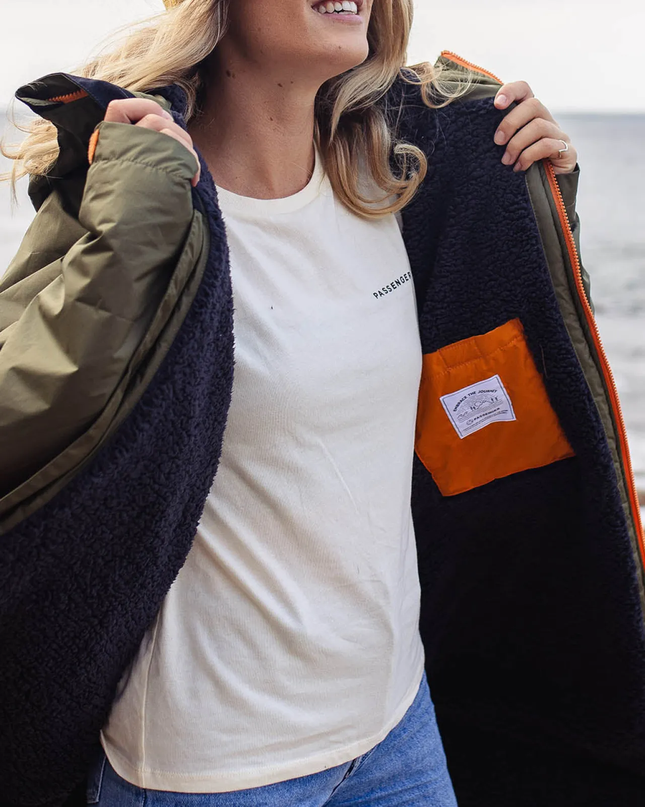 roaming_recycelter_sherpasurfponcho__schwarz_khaki_37.webp Cheap Roaming recycelter Sherpa-Surfponcho - Schwarz/ Khaki Surf-ponchos | Surf-ponchos