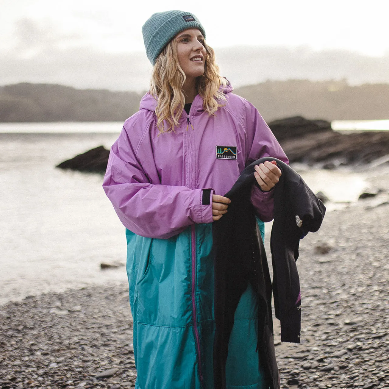 Online Roaming recycelter Sherpa-Surfponcho - Viridiangrün/Orchidee Surf-ponchos | Surf-ponchos