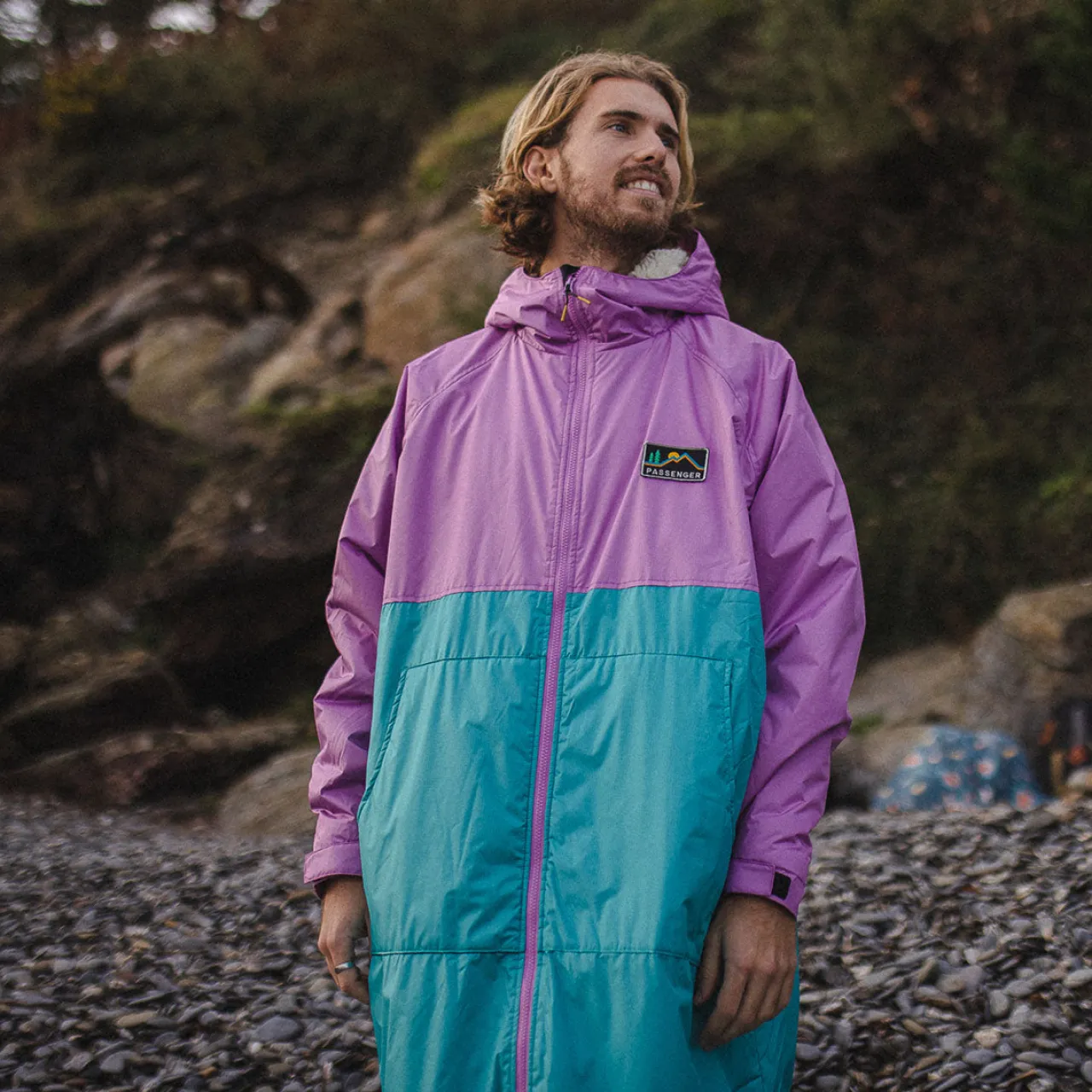Online Roaming recycelter Sherpa-Surfponcho - Viridiangrün/Orchidee Surf-ponchos | Surf-ponchos