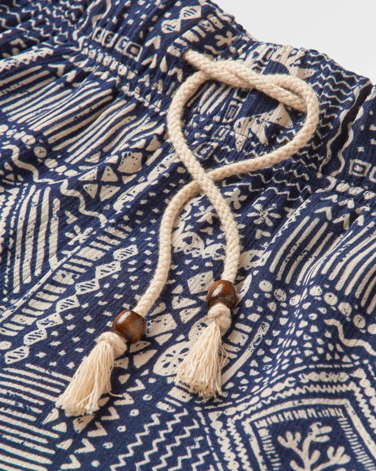 santosa_gewebte_shorts__vintage_patchwork_marineblau_5.webp Shop Santosa Gewebte Shorts - Vintage Patchwork Marineblau Damen Kurze Hosen