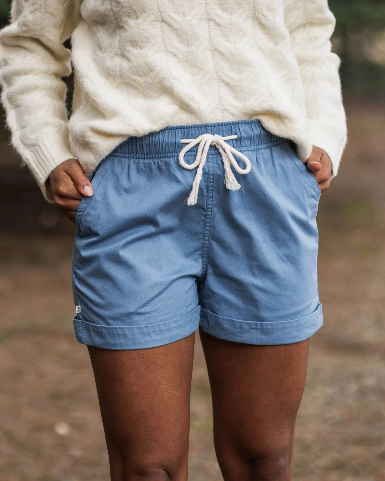 Cheap Santosa Twill Short - Blauer Schatten Damen Kurze Hosen